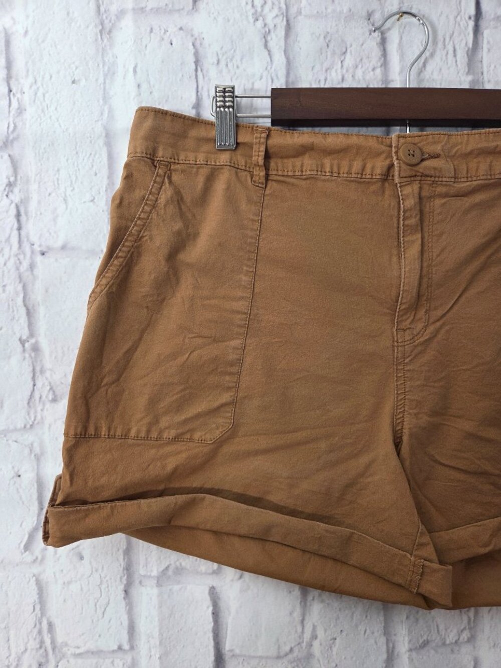 Social Standard by Sanctuary XXL Dark Tan Button Cuff Casual Summer Shorts - Picture 2 of 8